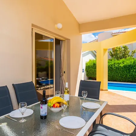 Coralia Dream 11 Πέγεια