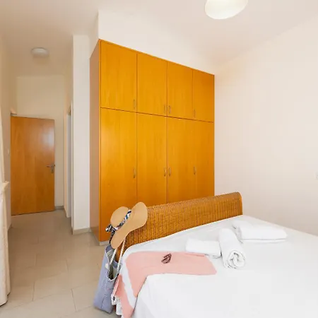 Willa Coralia Dream 11 *